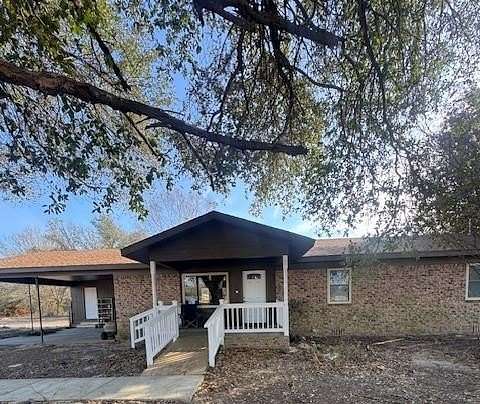 4.41 Acres of Land with Home for Sale in Athens, Texas