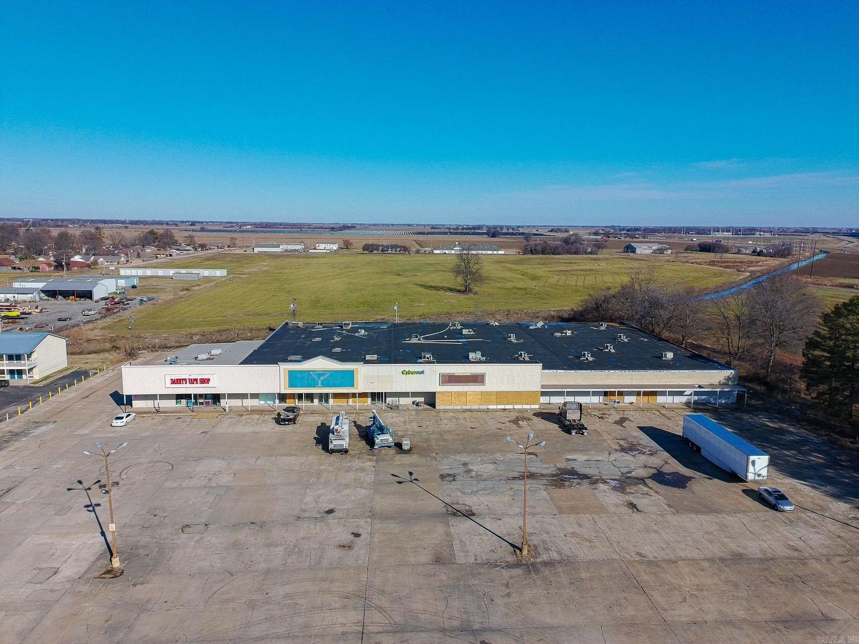 6.19 Acres of Mixed-Use Land for Sale in Blytheville, Arkansas