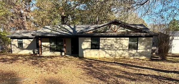 7.19 Acres of Land with Home for Sale in Pineland, Texas