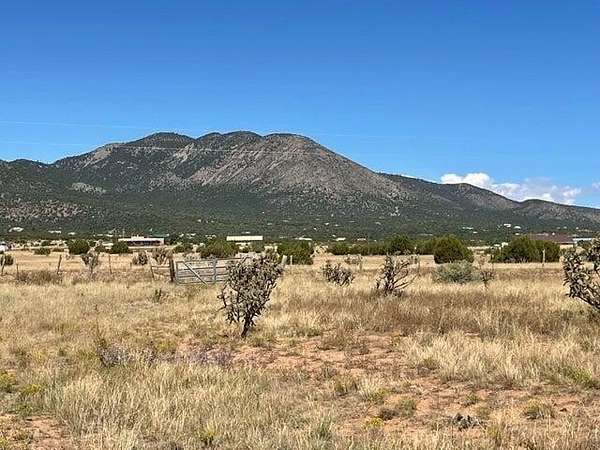 7.65 Acres of Land for Sale in Edgewood, New Mexico