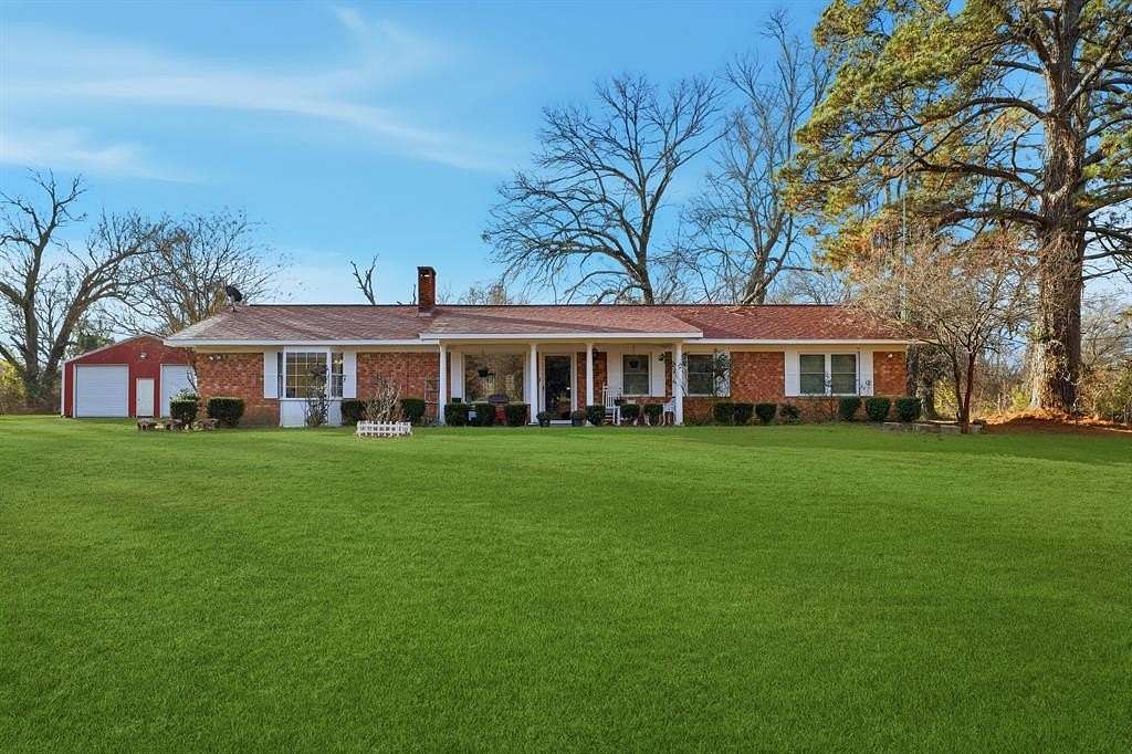 25 Acres of Land with Home for Sale in Daingerfield, Texas