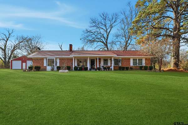 25 Acres of Land with Home for Sale in Daingerfield, Texas