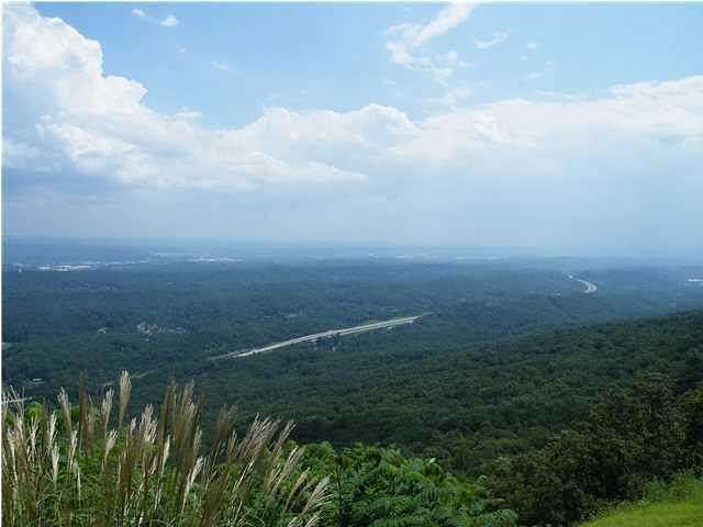 1.6 Acres of Residential Land for Sale in Walden, Tennessee