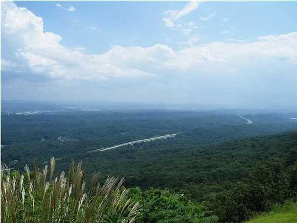 1.6 Acres of Residential Land for Sale in Walden, Tennessee