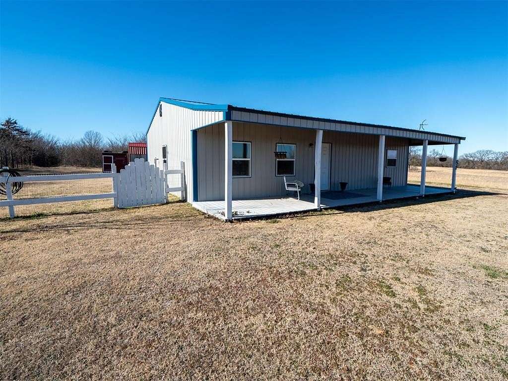 20 Acres of Land with Home for Sale in Okemah, Oklahoma