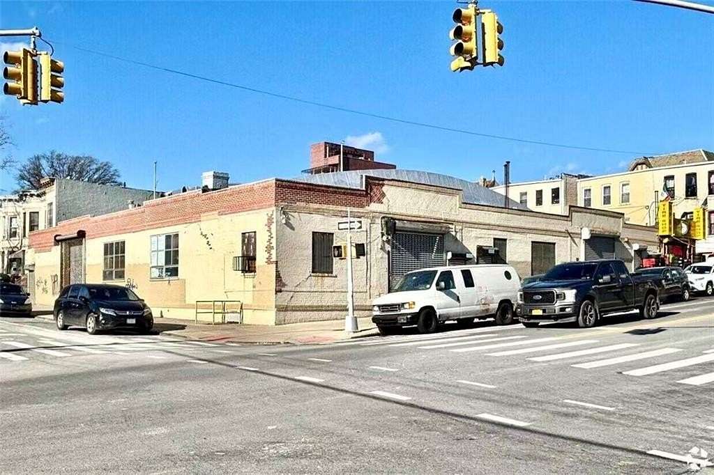 0.23 Acres of Mixed-Use Land for Sale in Brooklyn, New York