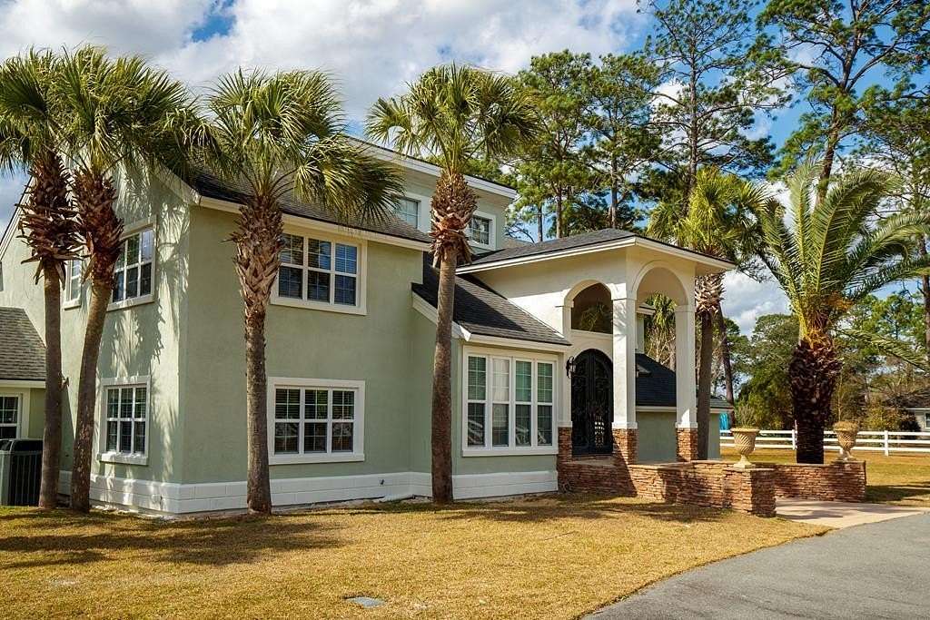 4 Acres of Residential Land with Home for Sale in Ray City, Georgia