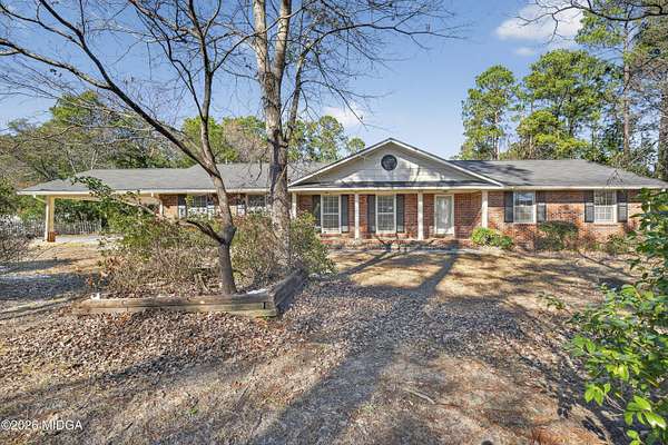 2 Acres of Residential Land with Home for Sale in Byron, Georgia