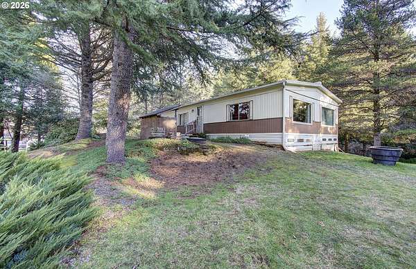 10 Acres of Residential Land with Home for Sale in Amboy, Washington