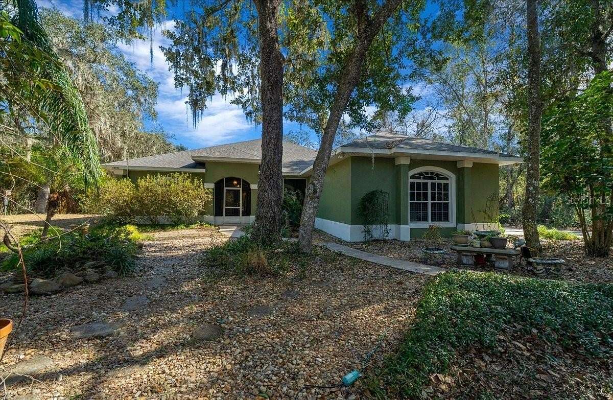 2.83 Acres of Land with Home for Sale in Weirsdale, Florida