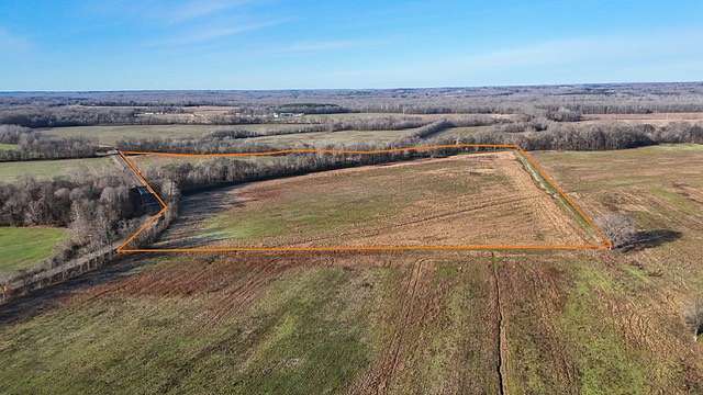42.5 Acres of Recreational Land & Farm for Sale in Big Sandy, Tennessee