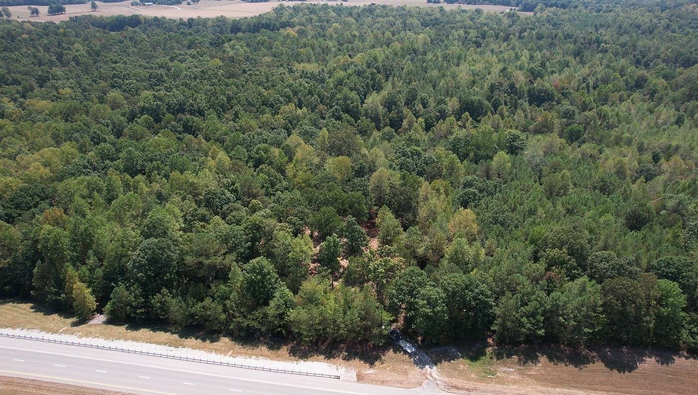 21 Acres of Land for Sale in Lawrenceburg, Tennessee