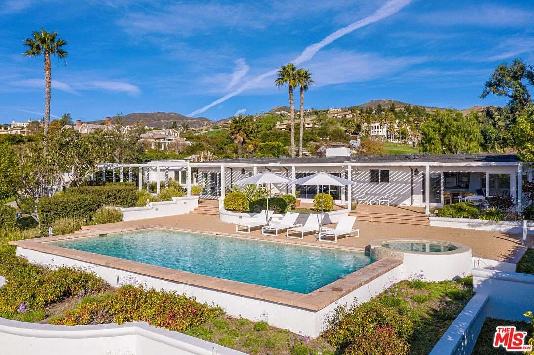 3 Acres of Land with Home for Sale in Malibu, California