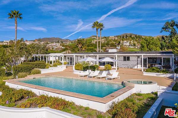 3 Acres of Land with Home for Sale in Malibu, California