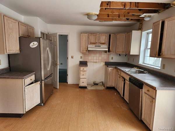 3.24 Acres of Residential Land with Home for Sale in Poughquag, New York