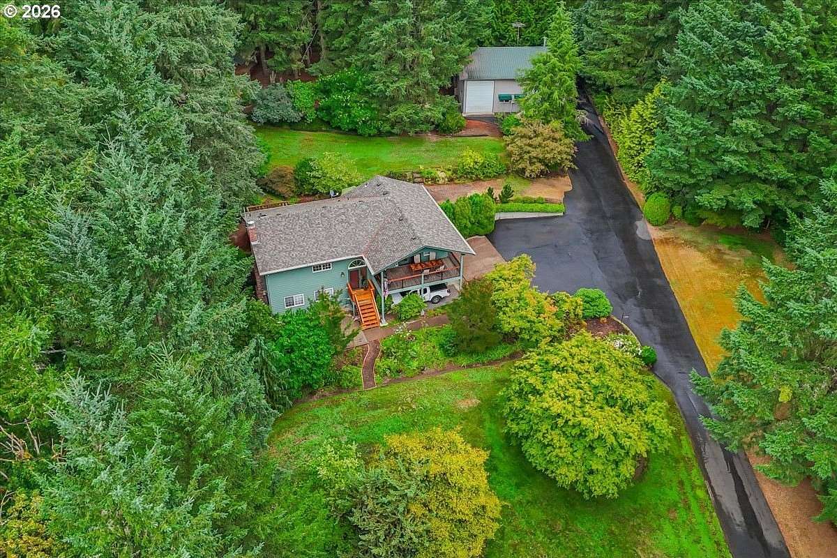 2.18 Acres of Land with Home for Sale in Newberg, Oregon