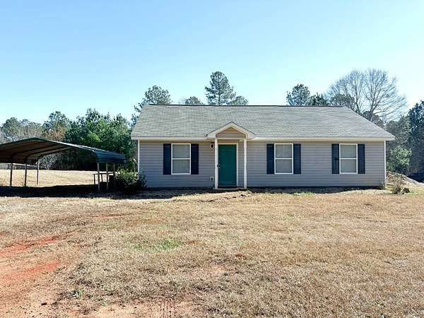 2 Acres of Residential Land with Home for Sale in Comer, Georgia