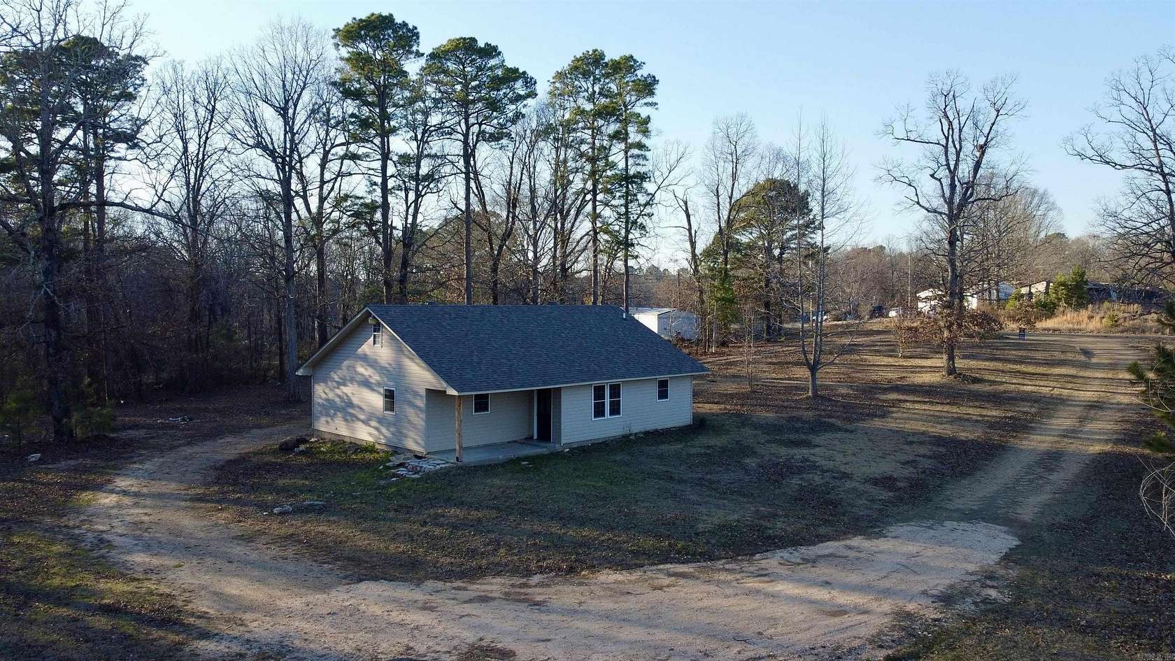 2 Acres of Land with Home for Sale in Jonesboro, Arkansas