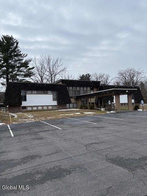 1.67 Acres of Improved Commercial Land for Sale in Clifton Park, New York