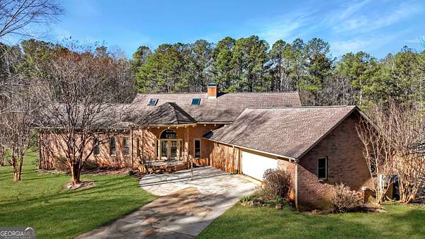 7.34 Acres of Residential Land with Home for Sale in Moreland, Georgia