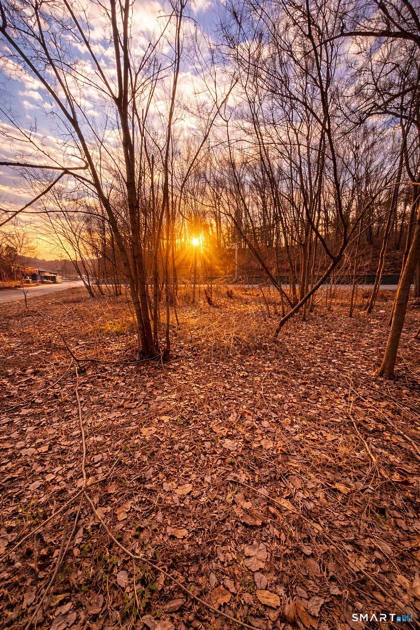 3 Acres of Commercial Land for Sale in Norwich, Connecticut