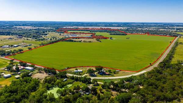 261 Acres of Land for Sale in Ferris, Texas