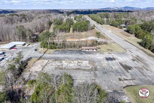0.5 Acres of Land for Sale in Albany, Kentucky