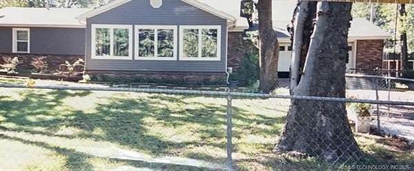 2 Acres of Residential Land with Home for Sale in Wagoner, Oklahoma