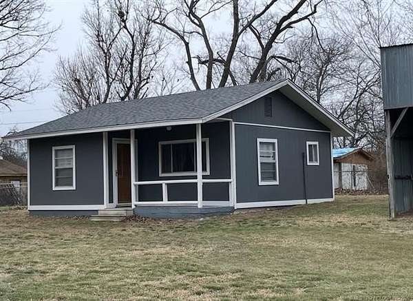 2 Acres of Land with Home for Sale in Wagoner, Oklahoma