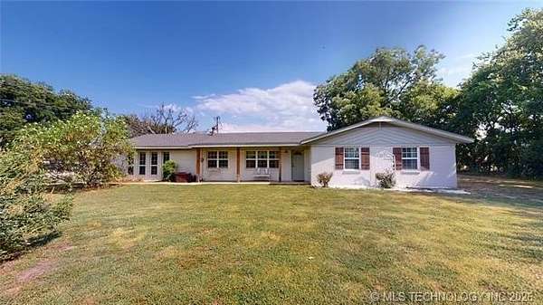 15 Acres of Land with Home for Sale in Ada, Oklahoma