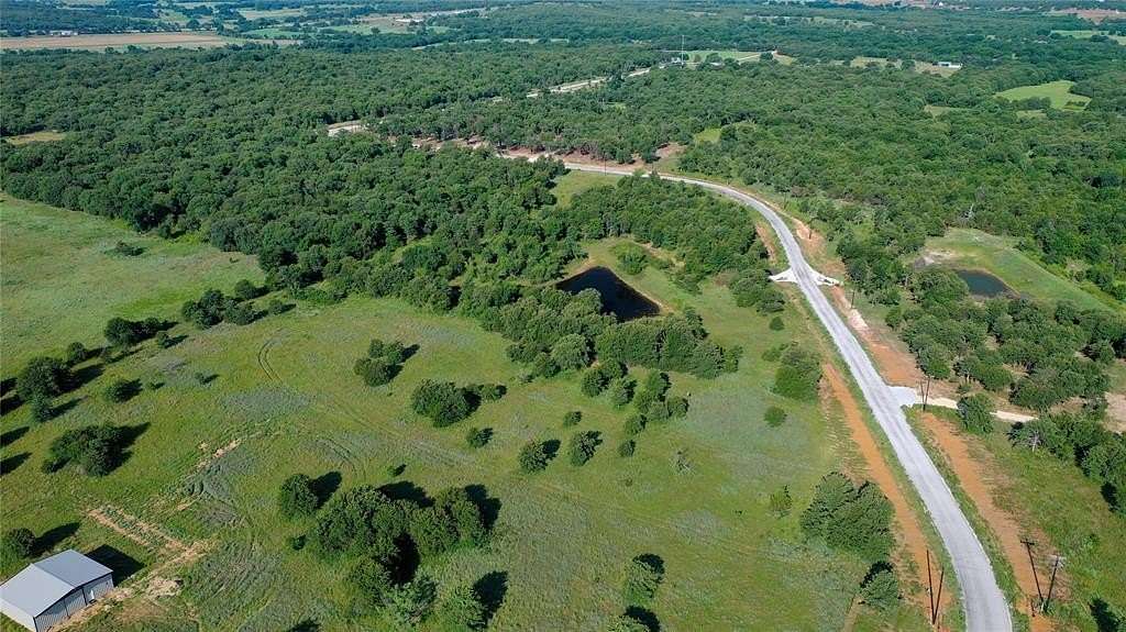 5 Acres of Residential Land for Sale in Nocona, Texas