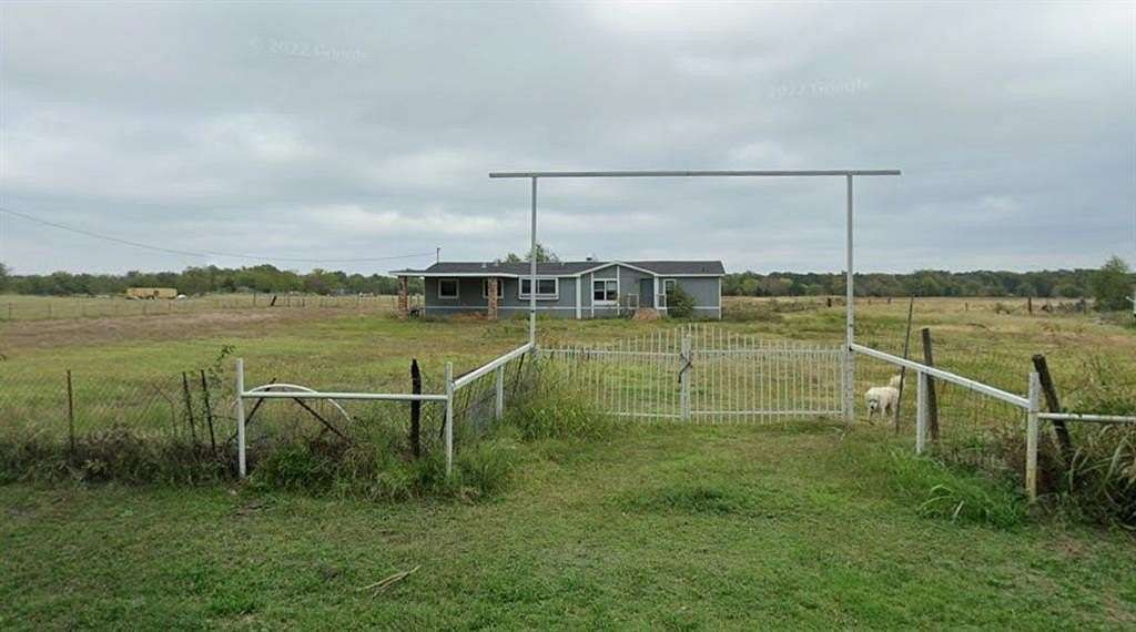 7.5 Acres of Land with Home for Sale in Wills Point, Texas