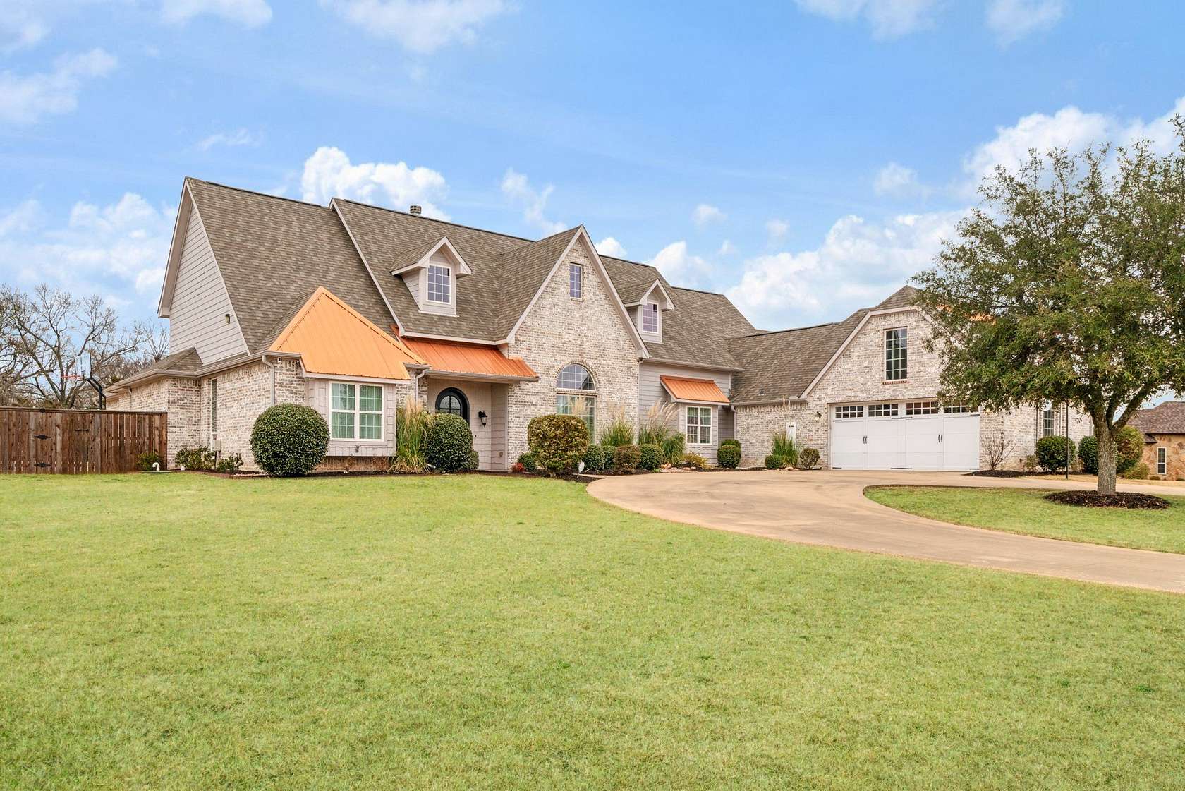 1.6 Acres of Land with Home for Sale in Paris, Texas