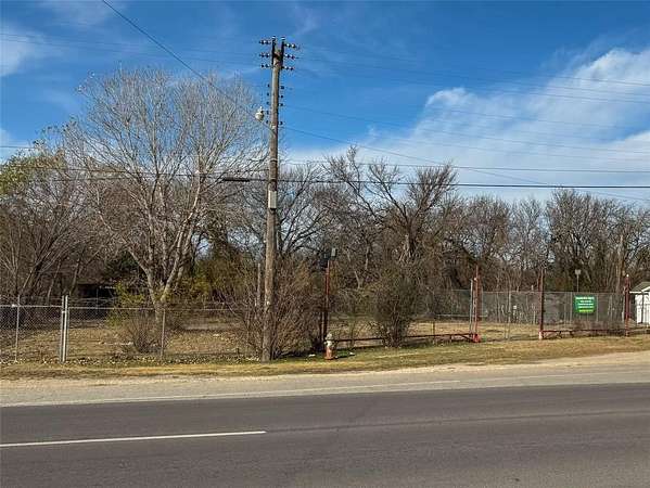 0.37 Acres of Commercial Land for Sale in Cleburne, Texas