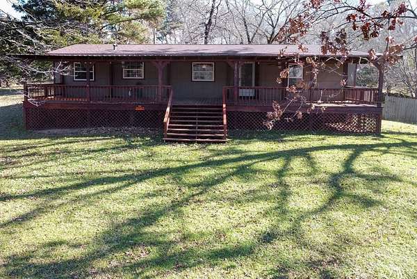 1.8 Acres of Residential Land with Home for Sale in Chandler, Texas