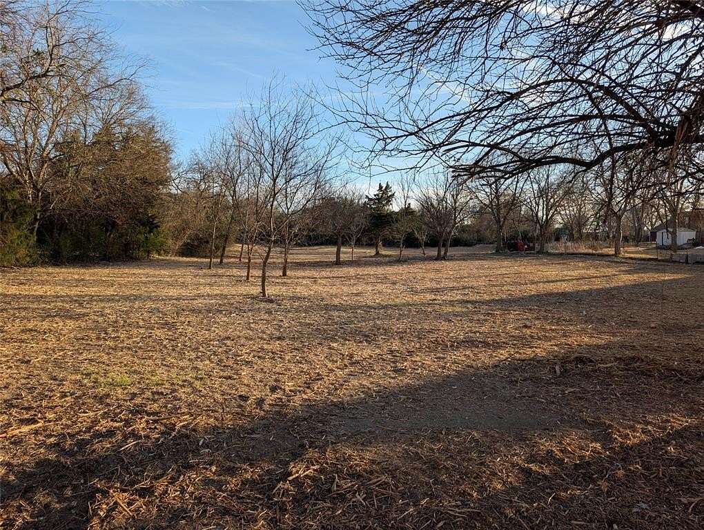 2 Acres of Residential Land for Sale in Van Alstyne, Texas
