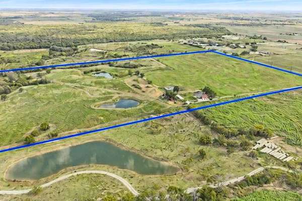49 Acres of Agricultural & Residential Land for Sale in Pilot Point, Texas