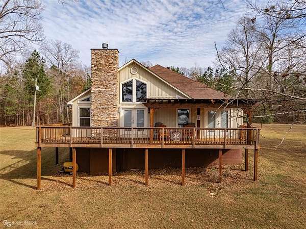 1.68 Acres of Residential Land with Home for Sale in Homer, Louisiana