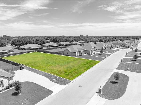 0.4 Acres of Residential Land for Sale in Robinson, Texas