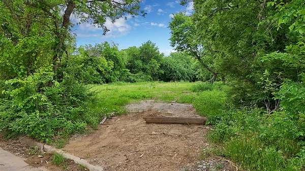 1 Acre of Residential Land for Sale in Fort Worth, Texas