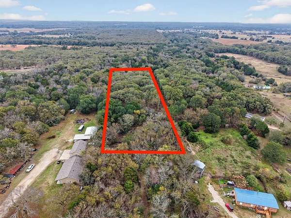 2 Acres of Residential Land for Sale in Kaufman, Texas