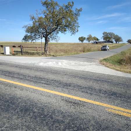 2 Acres of Land for Sale in Muenster, Texas