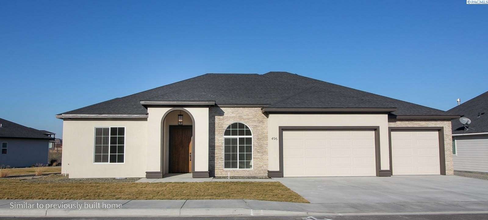 5 Acres of Residential Land with Home for Sale in Benton City, Washington