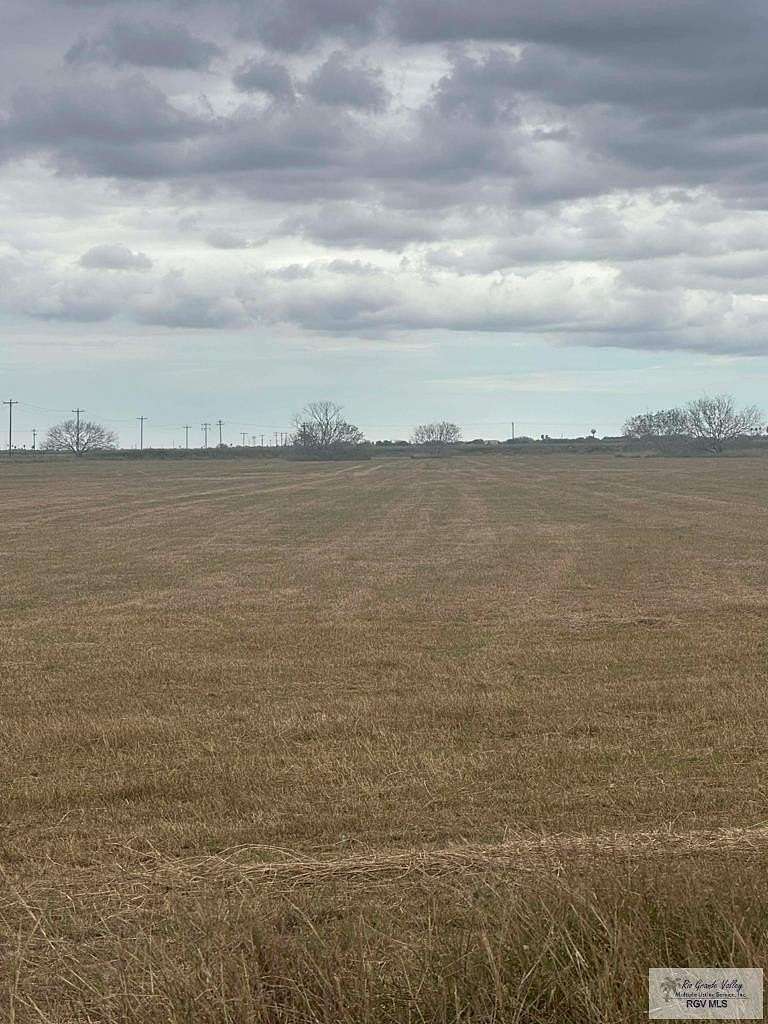 10 Acres of Residential Land for Sale in Santa Rosa, Texas