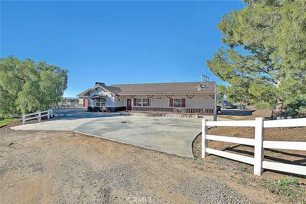 2.52 Acres of Residential Land with Home for Sale in Norco, California