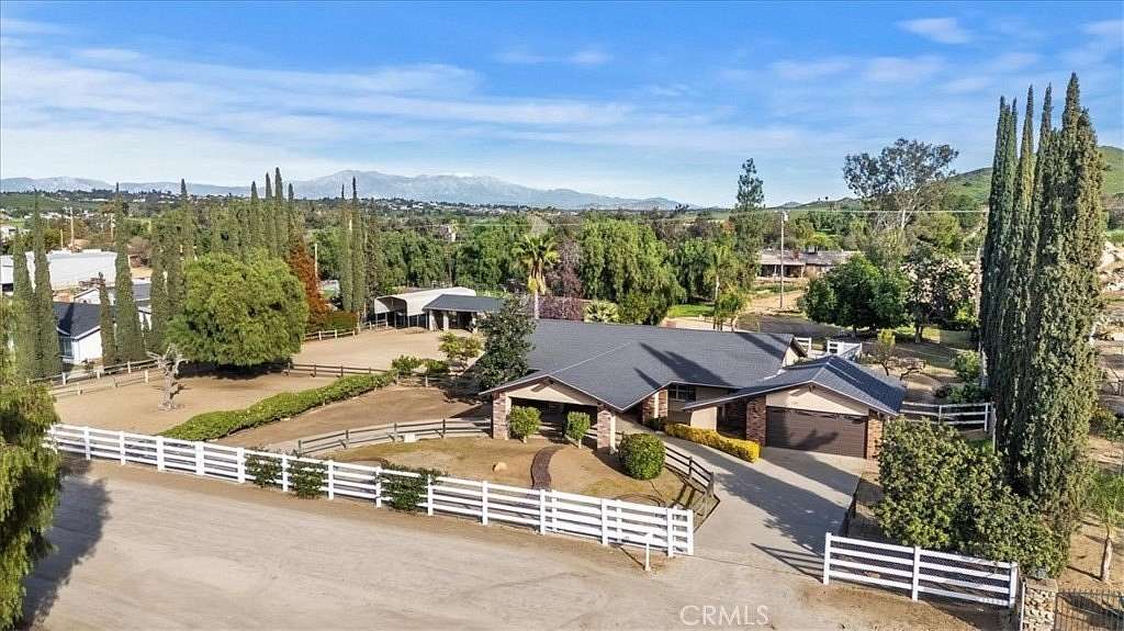 1.5 Acres of Residential Land with Home for Sale in Riverside, California