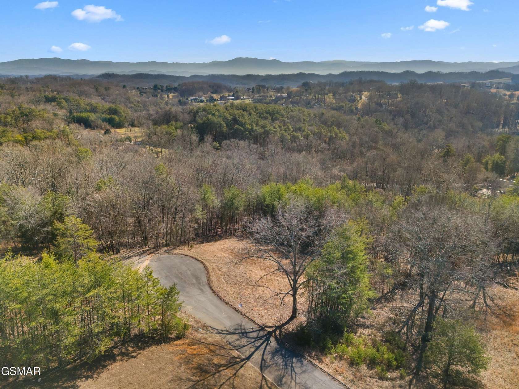 3 Acres of Residential Land for Sale in Kodak, Tennessee