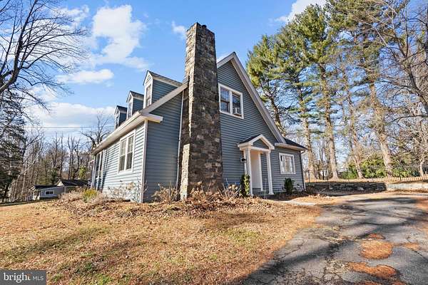 2.6 Acres of Land with Home for Sale in Media, Pennsylvania