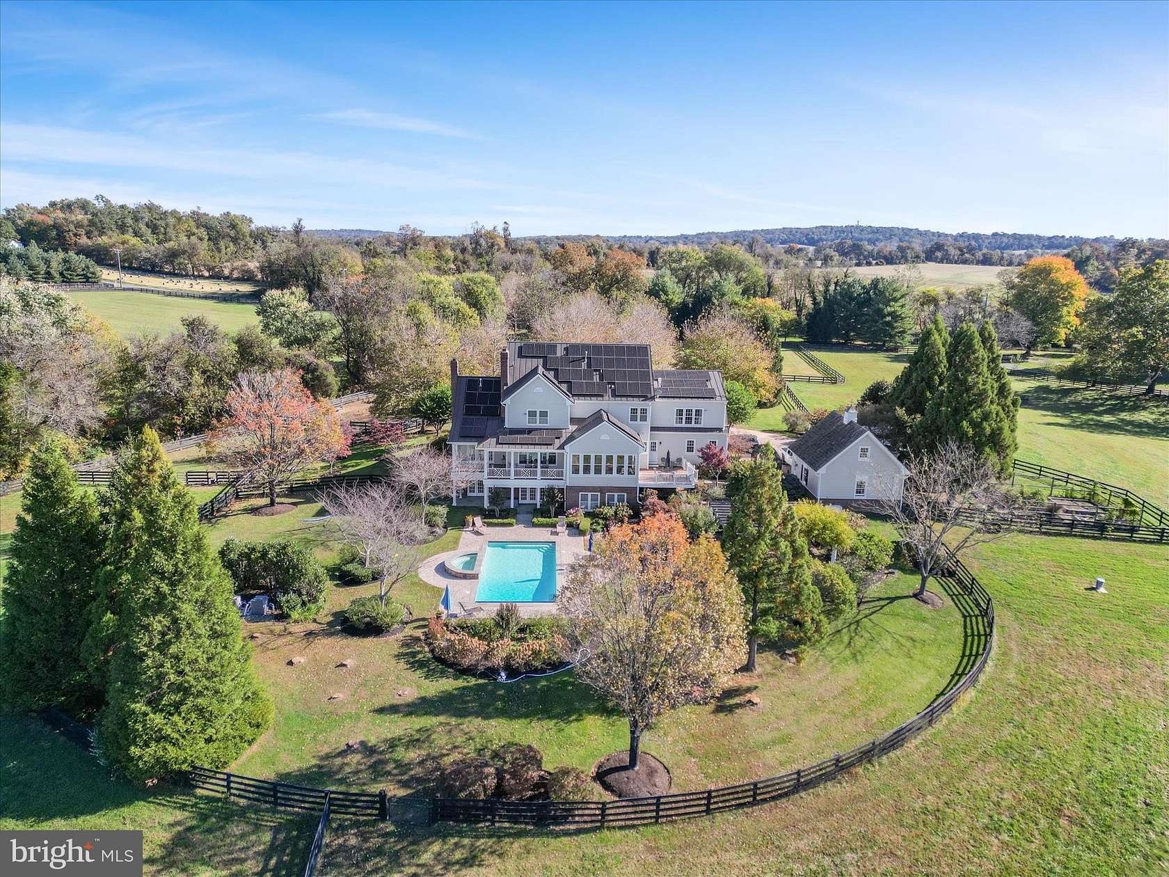 15 Acres of Land with Home for Sale in Hamilton, Virginia