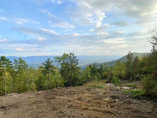 5 Acres of Land for Sale in Pikeville, Tennessee